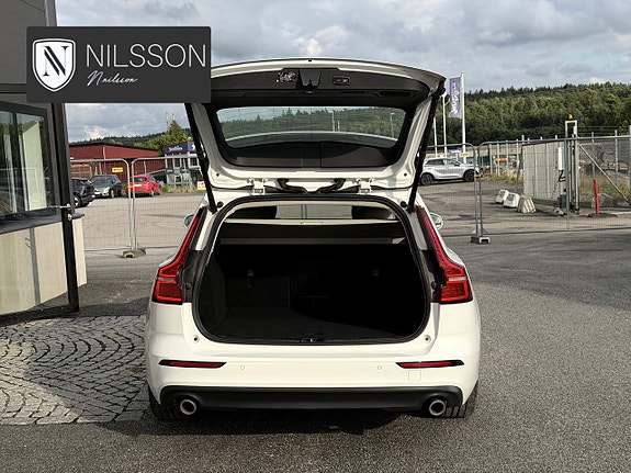 Volvo V60 19 of 30