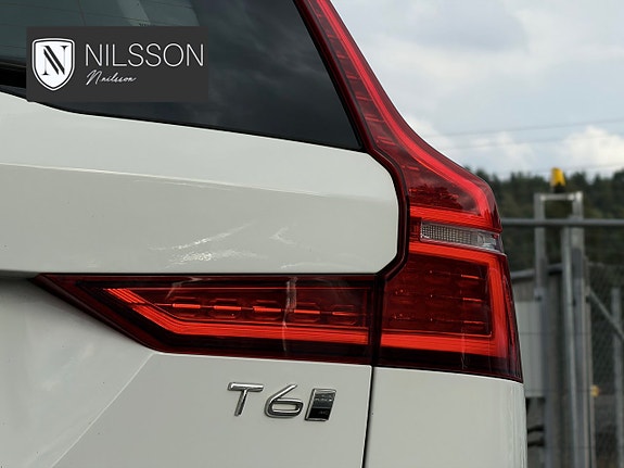 Volvo V60 15 of 30