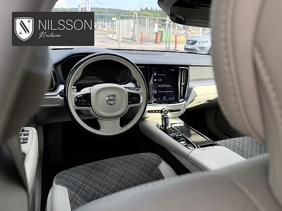 Volvo V60 30 of 30