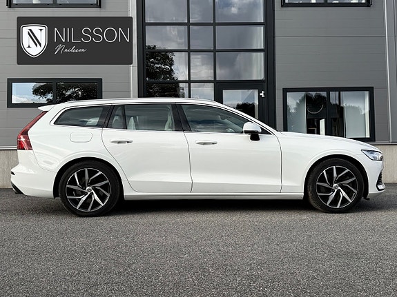 Volvo V60 17 of 30