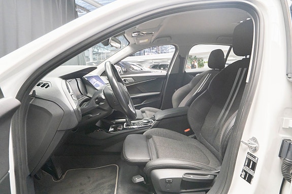 BMW 118i 14 of 19