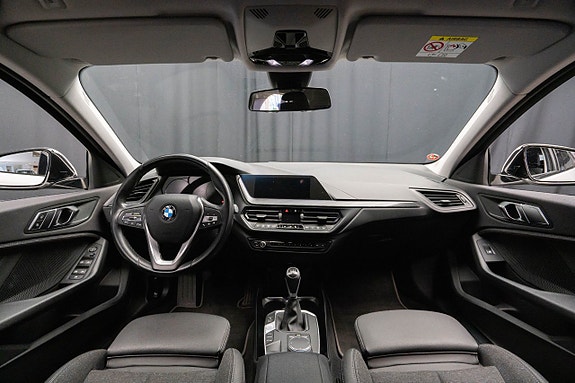 BMW 118i 11 of 19