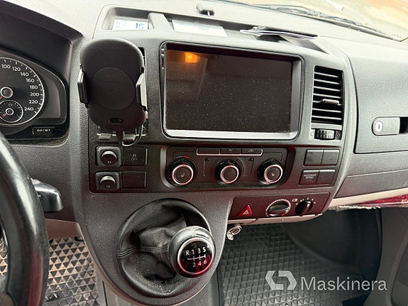 Volkswagen Transporter 9 of 10
