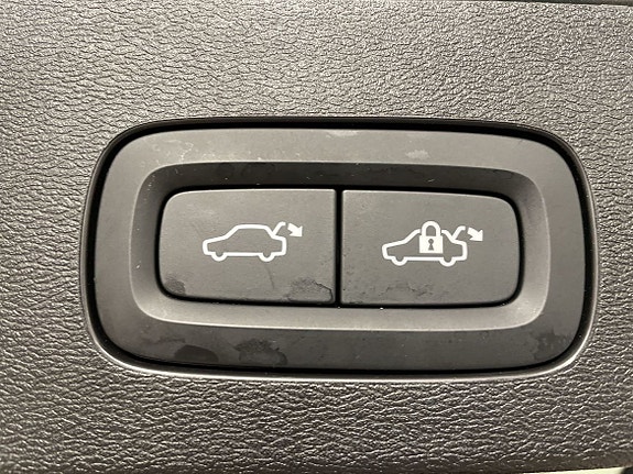 Volvo V60 12 of 19