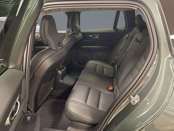Volvo V60 8 of 19