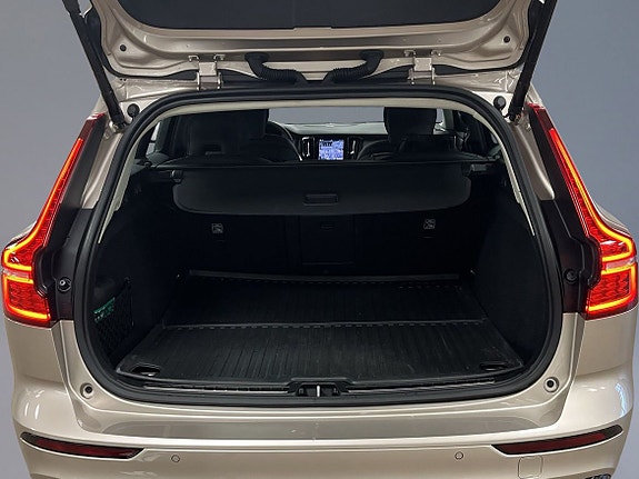 Volvo V60 9 of 12