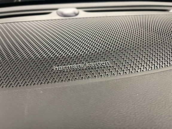Volvo V60 12 of 12