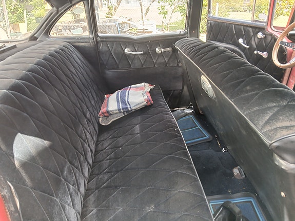 Chevrolet 150 10 of 14
