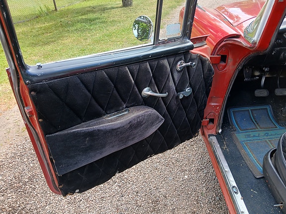 Chevrolet 150 4 of 14