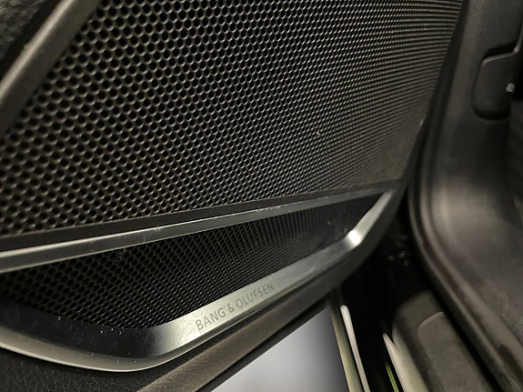 Audi Q3 20 of 24