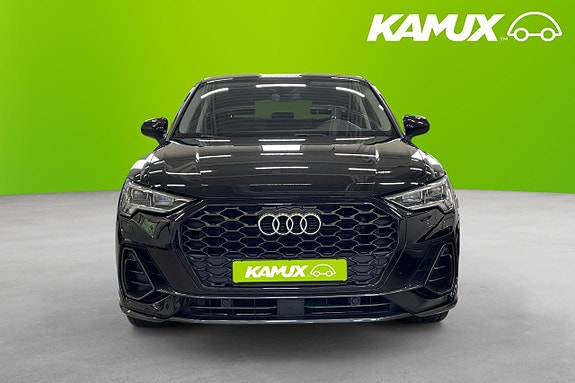 Audi Q3 6 of 24