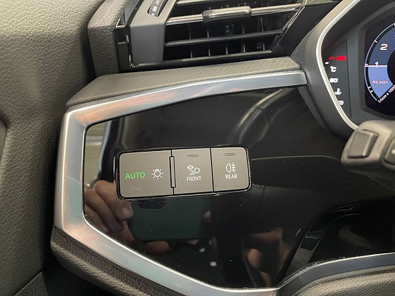 Audi Q3 24 of 24
