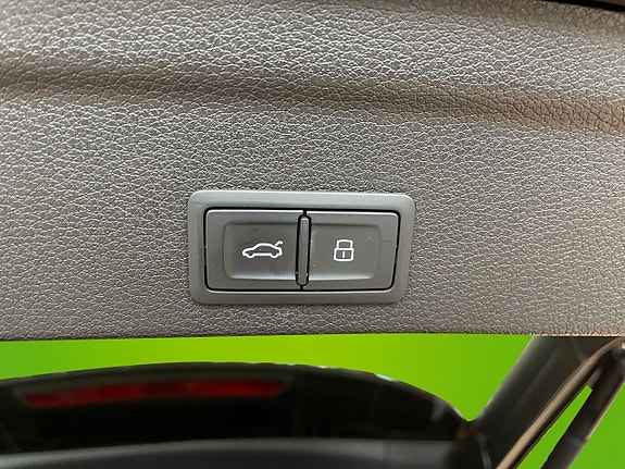 Audi Q3 17 of 24