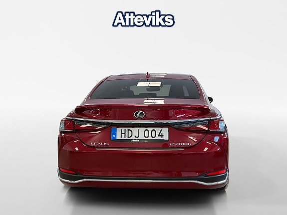 Lexus ES300h 24 of 27