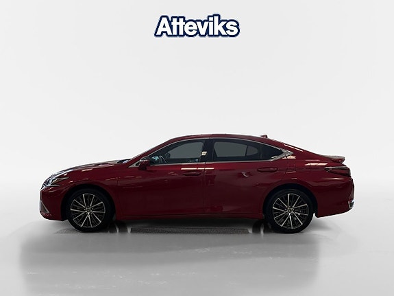 Lexus ES300h 19 of 27