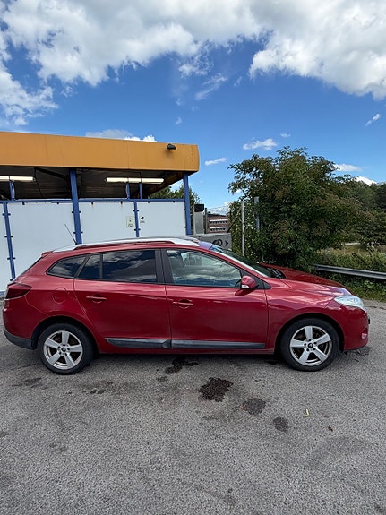 Renault Megane III 4 of 13