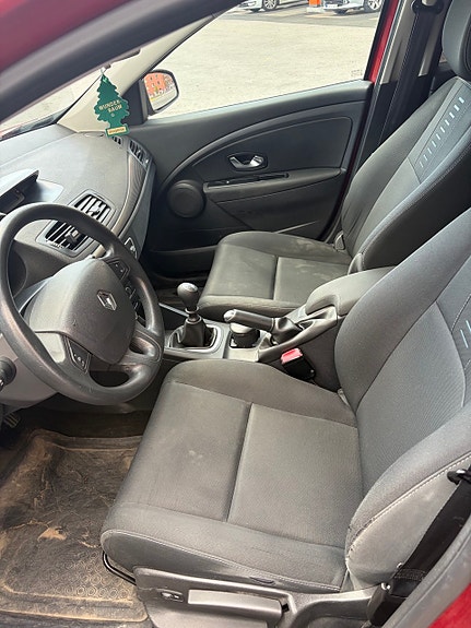 Renault Megane III 13 of 13