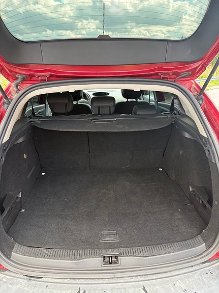 Renault Megane III 7 of 13
