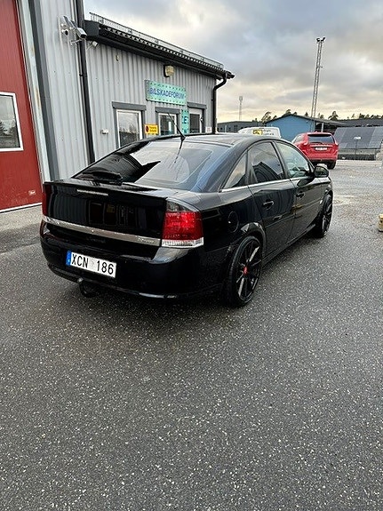 Opel Vectra 8 of 8