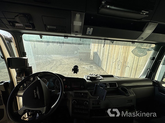 Lastväxlare Man Tgx 35.560 4X4-4 Bl 25 of 27