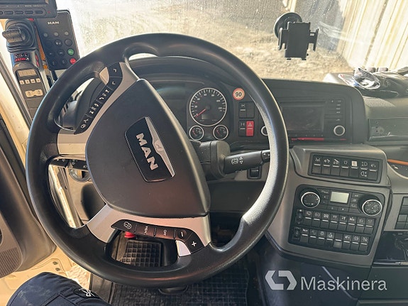 Lastväxlare Man Tgx 35.560 4X4-4 Bl 21 of 27