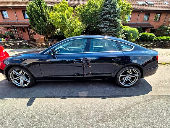 Audi A5 4 of 5