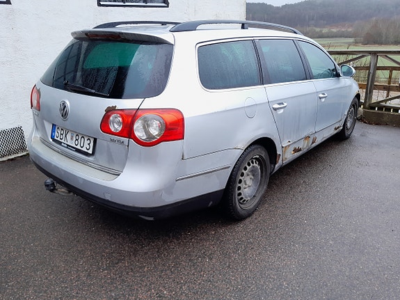 Volkswagen Passat 4 of 5