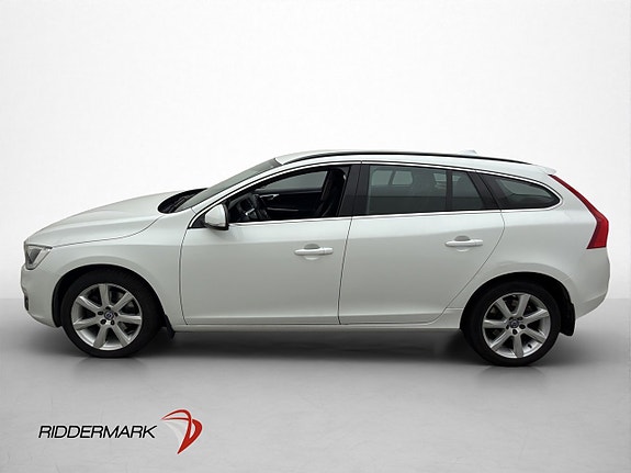 Volvo V60 4 of 30