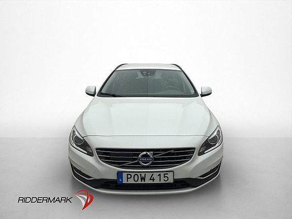 Volvo V60 2 of 30