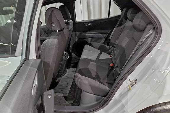 Volkswagen ID.3 Neo 16 of 17
