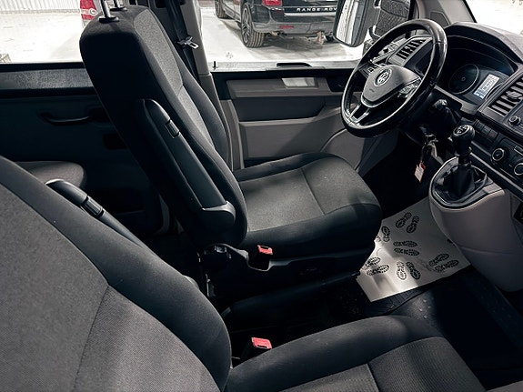 Volkswagen Transporter 7 of 9
