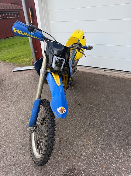 Husaberg FE400 3 of 8