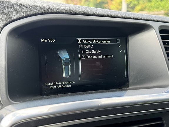 Volvo V60 14 of 15