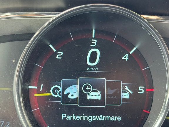 Volvo V60 10 of 15