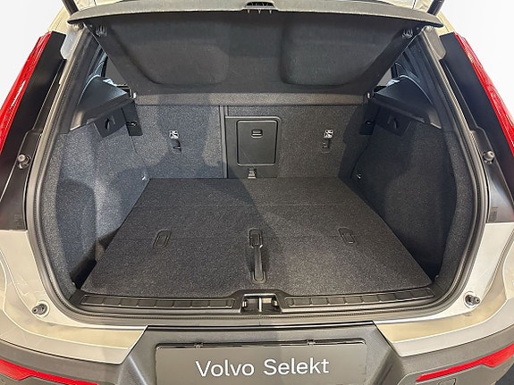 Volvo XC40 24 of 25