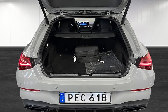 Mercedes-Benz CLA250 e 13 of 17