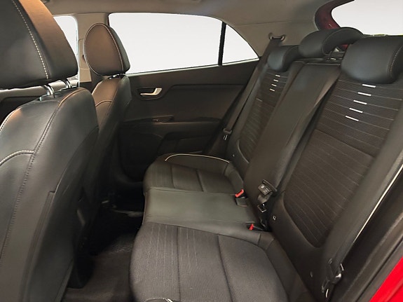 Kia Rio 14 of 26