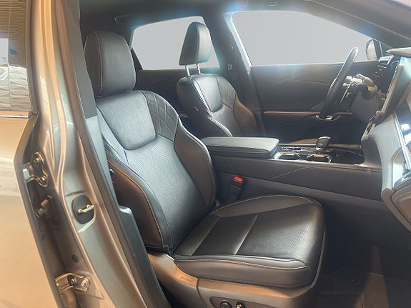 Lexus RX350h 7 of 11