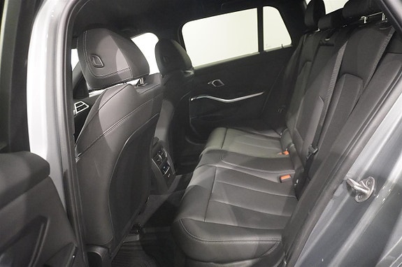 BMW 320d 9 of 12