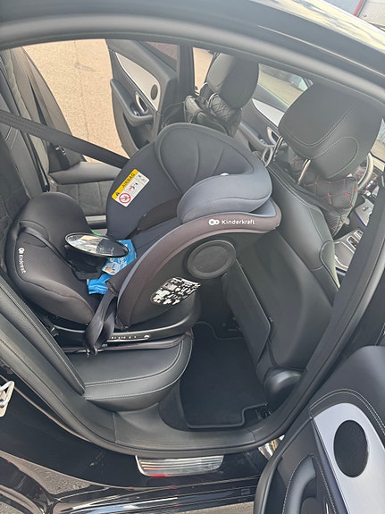 Mercedes-Benz E220 d 12 of 17