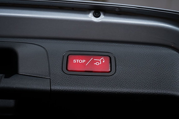 Mercedes-Benz GLC220 d 13 of 30