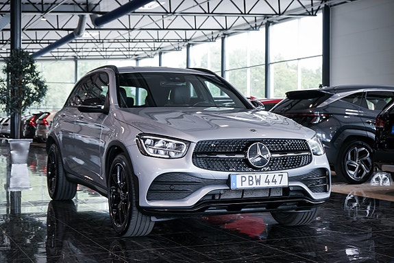 Mercedes-Benz GLC220 d 2 of 30
