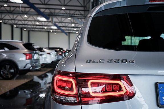 Mercedes-Benz GLC220 d 10 of 30