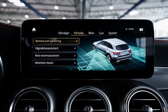 Mercedes-Benz GLC220 d 21 of 30
