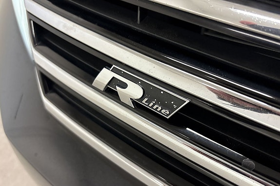 Volkswagen Passat 11 of 22