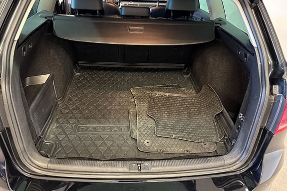 Volkswagen Passat 20 of 22