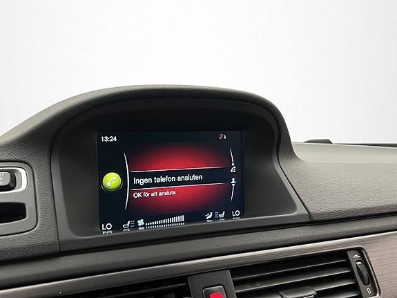 Volvo XC70 17 of 30