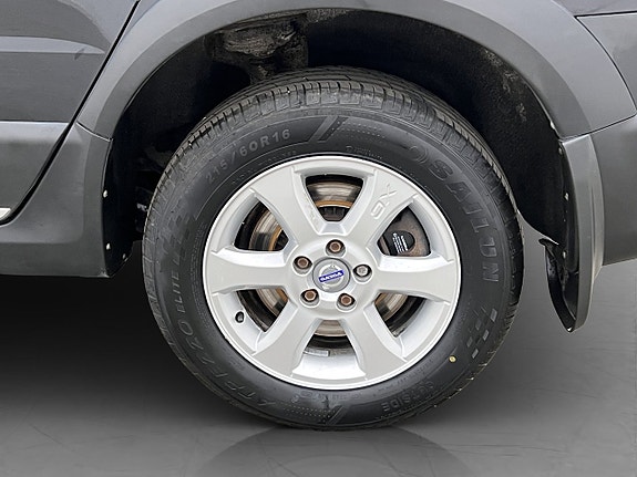 Volvo XC70 28 of 30