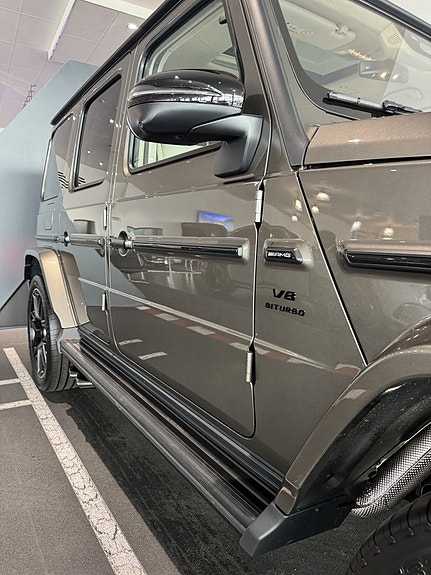Mercedes-Benz G63 8 of 19