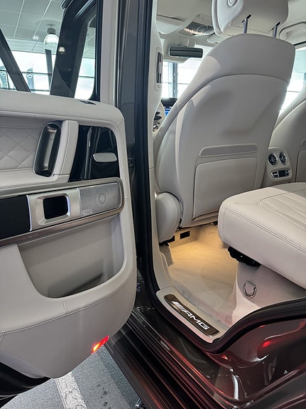Mercedes-Benz G63 11 of 19